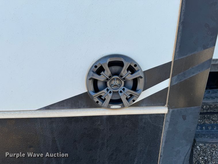 image for item DK2574 2015 Impact IP386  toy hauler camper