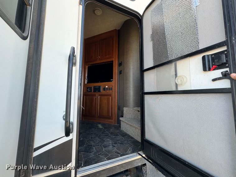 image for item DK2574 2015 Impact IP386  toy hauler camper