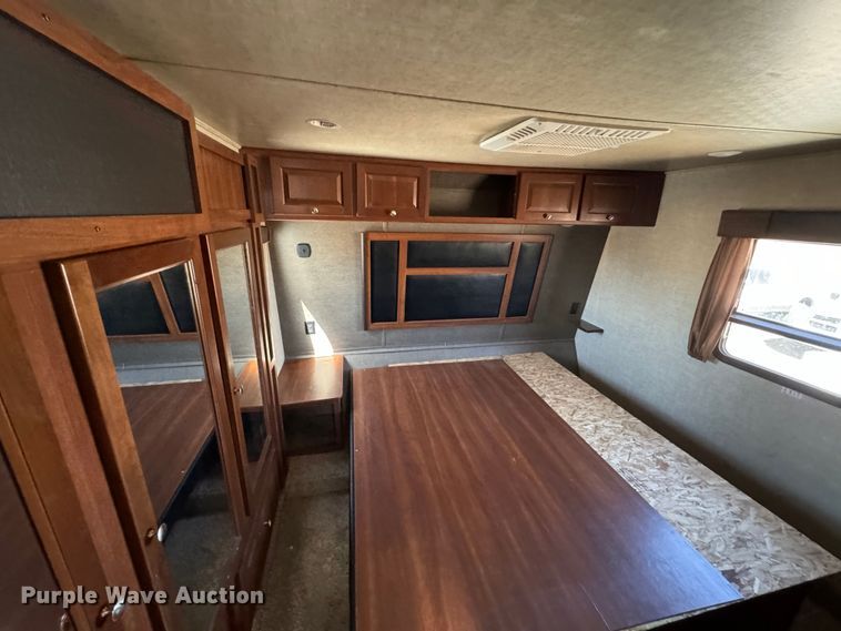 image for item DK2574 2015 Impact IP386  toy hauler camper