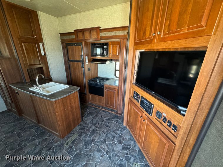 image for item DK2574 2015 Impact IP386  toy hauler camper