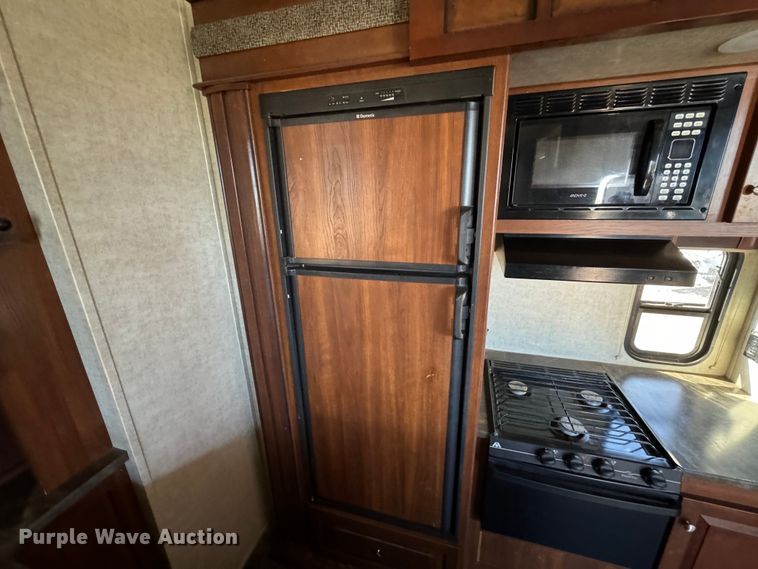 image for item DK2574 2015 Impact IP386  toy hauler camper