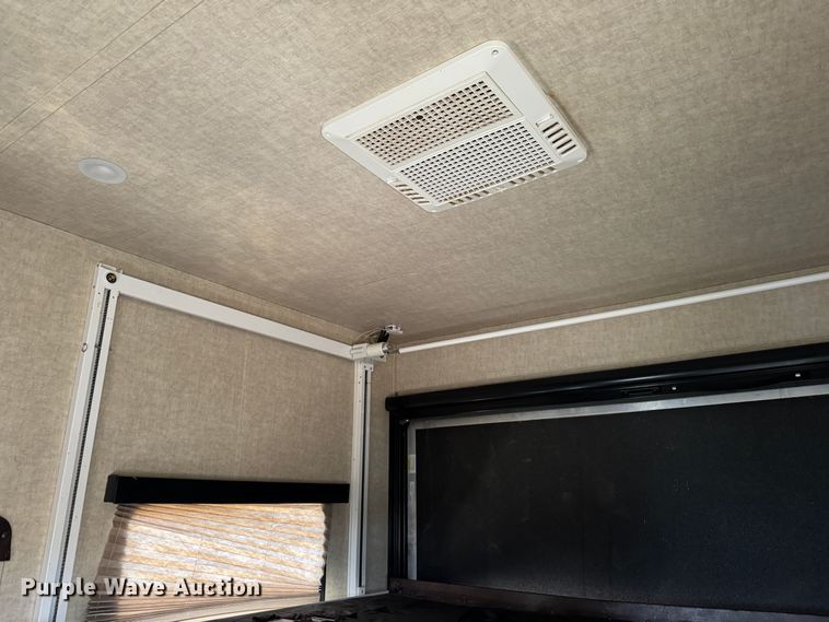 image for item DK2574 2015 Impact IP386  toy hauler camper