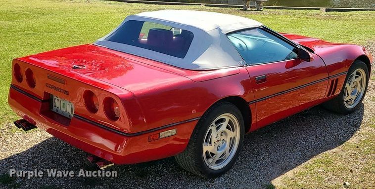 image for item DK4100 1990 Chevrolet Corvette  convertible