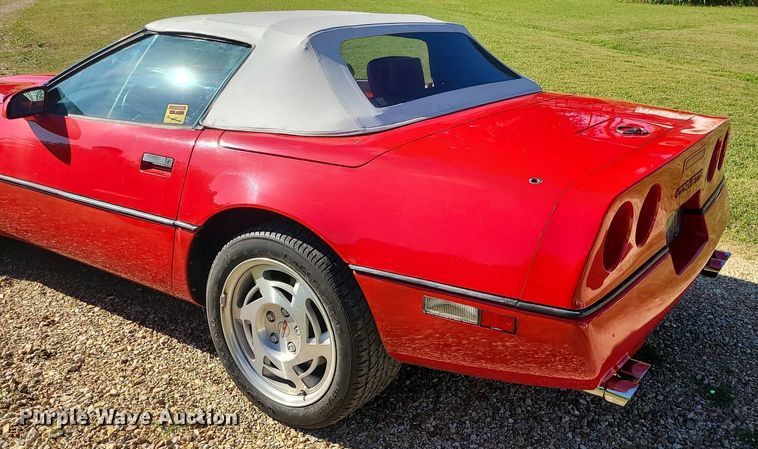 image for item DK4100 1990 Chevrolet Corvette  convertible