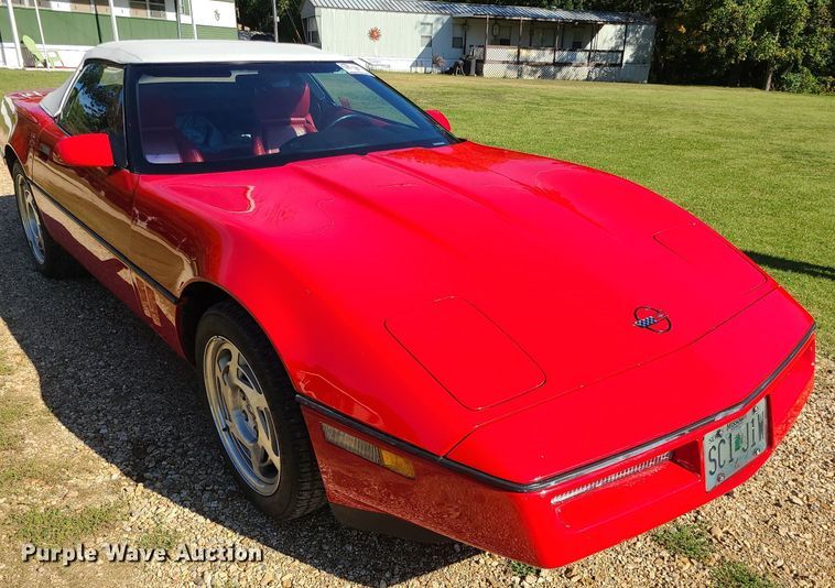 image for item DK4100 1990 Chevrolet Corvette  convertible