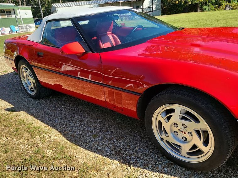 image for item DK4100 1990 Chevrolet Corvette  convertible