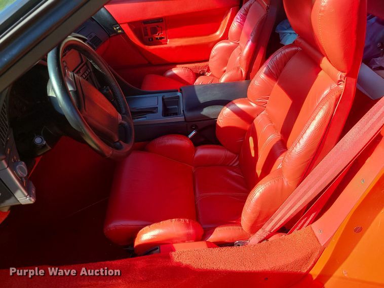 image for item DK4100 1990 Chevrolet Corvette  convertible