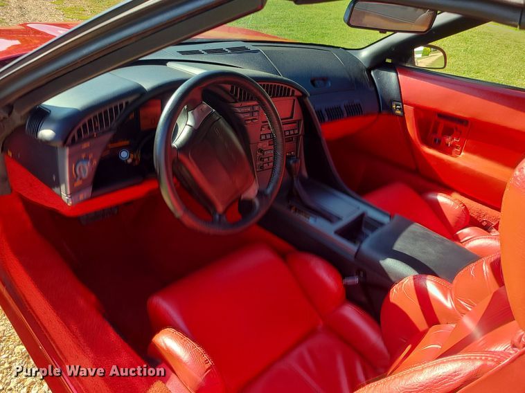 image for item DK4100 1990 Chevrolet Corvette  convertible
