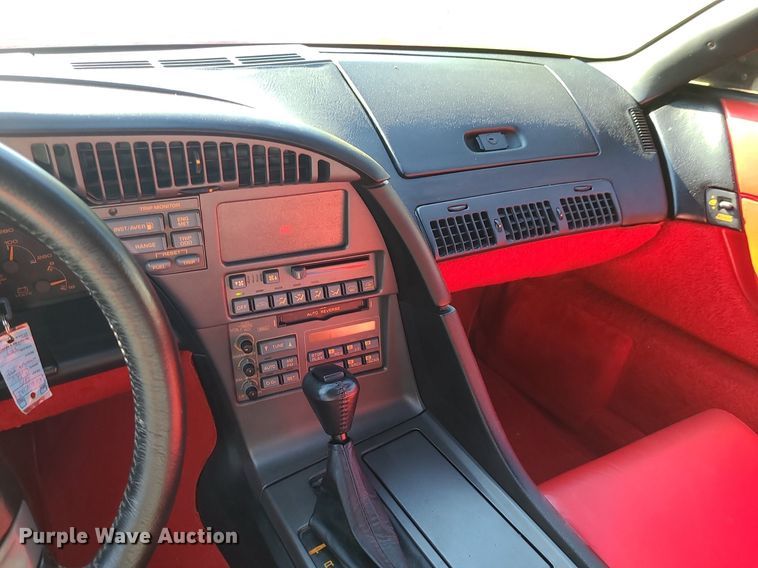 image for item DK4100 1990 Chevrolet Corvette  convertible