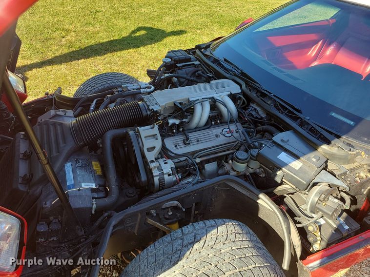 image for item DK4100 1990 Chevrolet Corvette  convertible