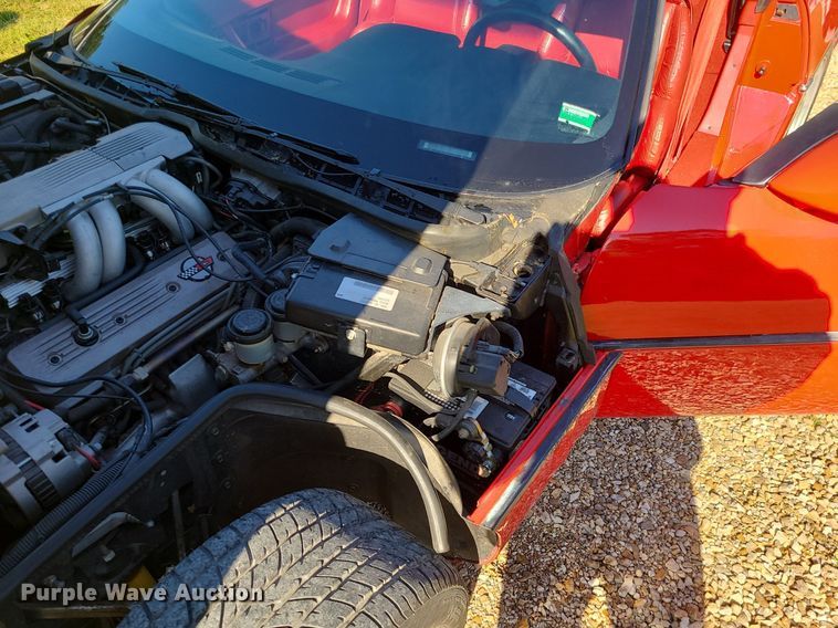 image for item DK4100 1990 Chevrolet Corvette  convertible