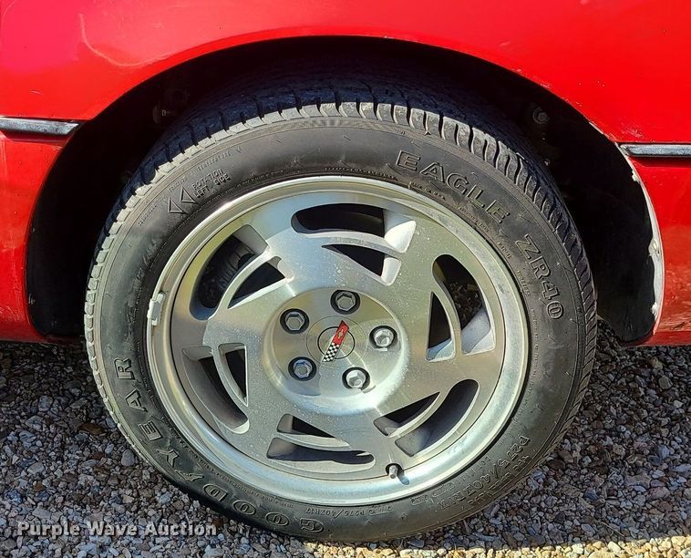 image for item DK4100 1990 Chevrolet Corvette  convertible