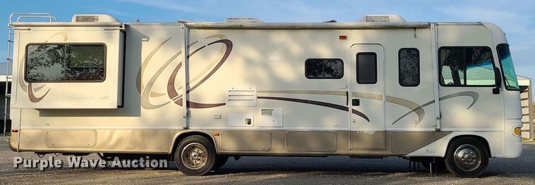image for item DK4127 2003 Four Winds Hurricane  RV