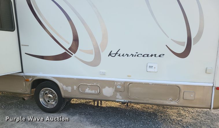 image for item DK4127 2003 Four Winds Hurricane  RV