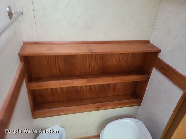 image for item DK4127 2003 Four Winds Hurricane  RV