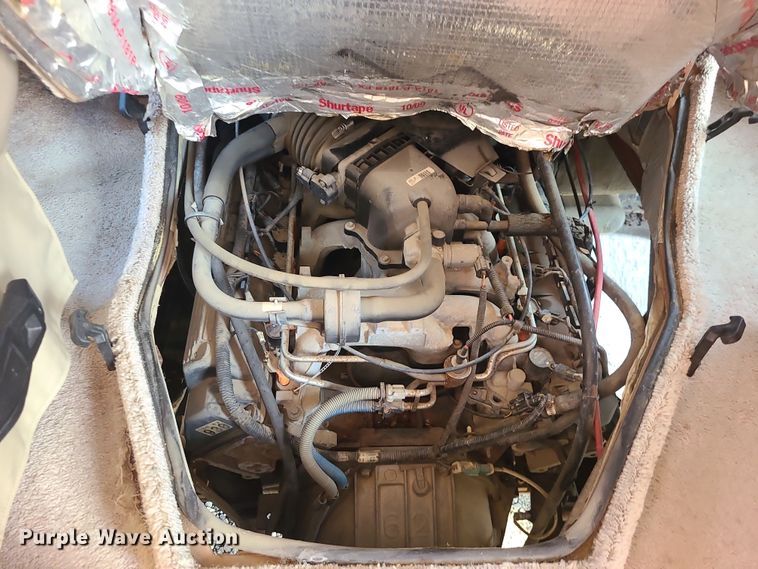 image for item DK4127 2003 Four Winds Hurricane  RV