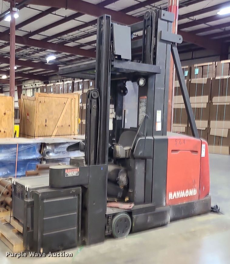 image for item DK4131 Raymond SA-CSR30T  forklift