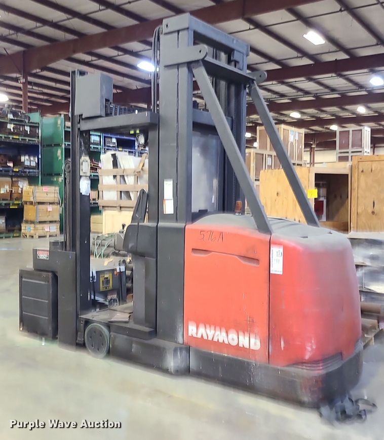 image for item DK4131 Raymond SA-CSR30T  forklift