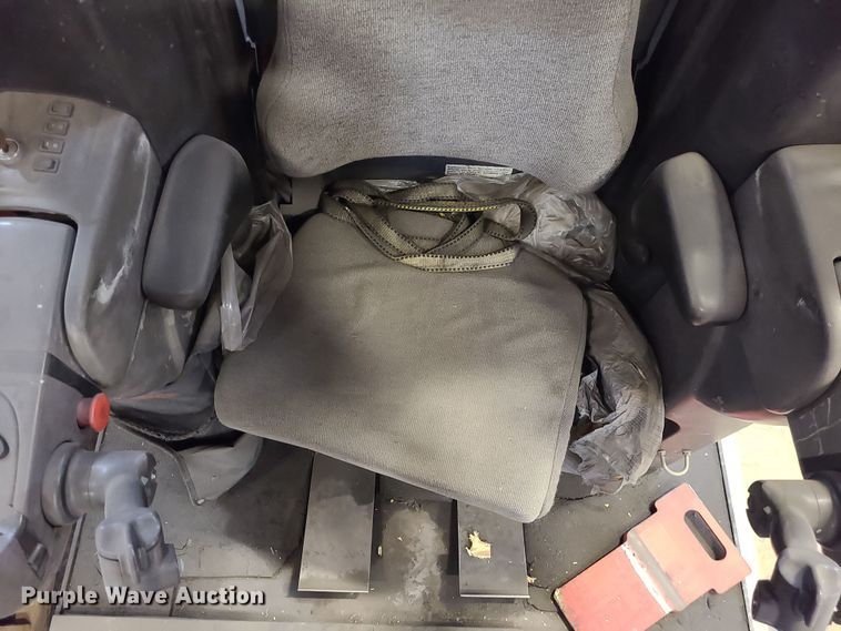 image for item DK4131 Raymond SA-CSR30T  forklift