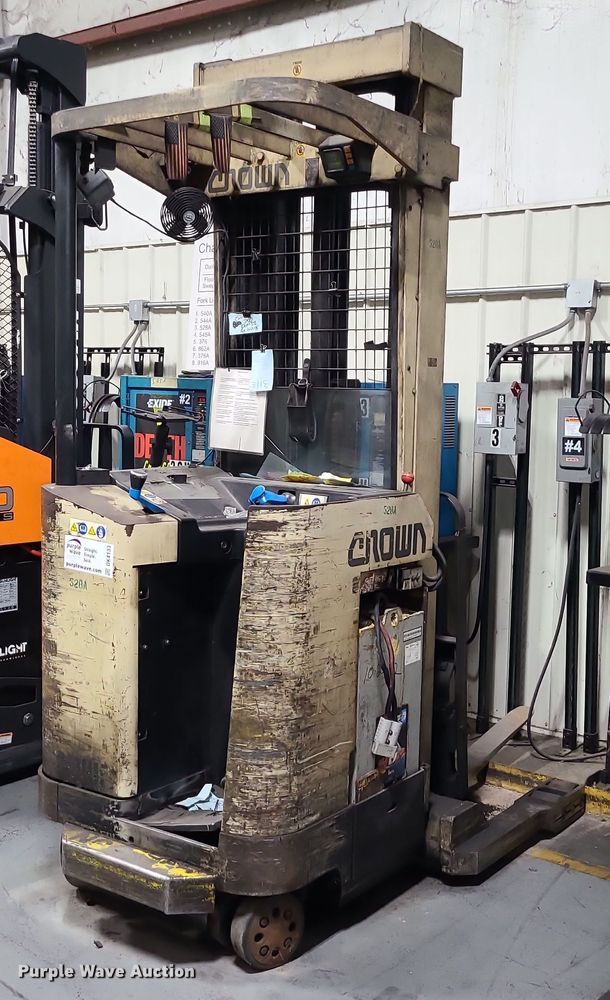 image for item DK4133 1992 Crown 45RRTT  forklift