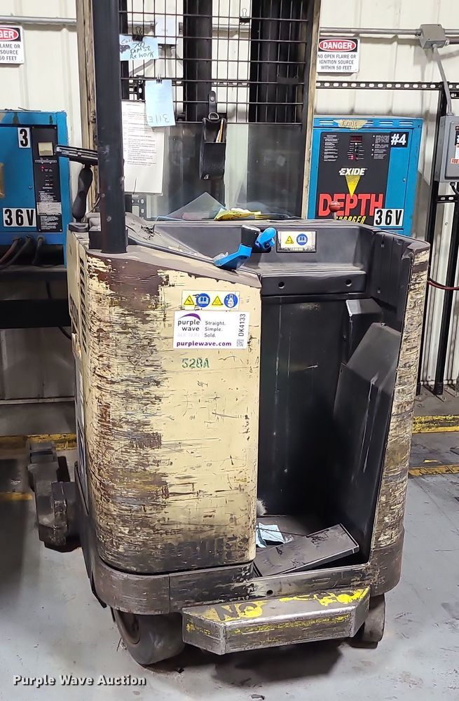 image for item DK4133 1992 Crown 45RRTT  forklift