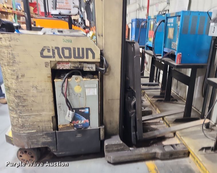 image for item DK4133 1992 Crown 45RRTT  forklift