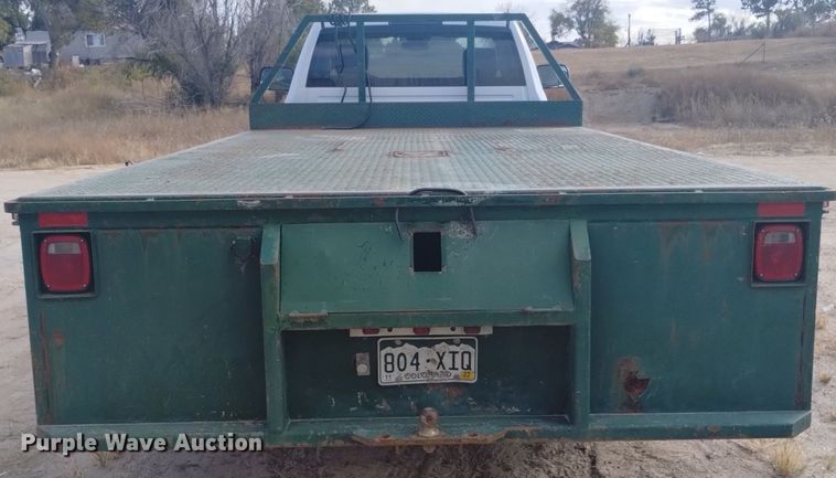 image for item DK8864 2017 Dodge Ram 5500HD  flatbed truck