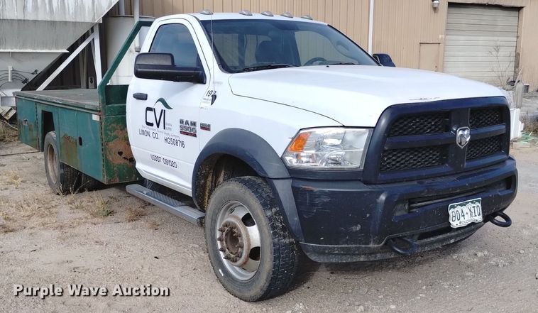 image for item DK8864 2017 Dodge Ram 5500HD  flatbed truck