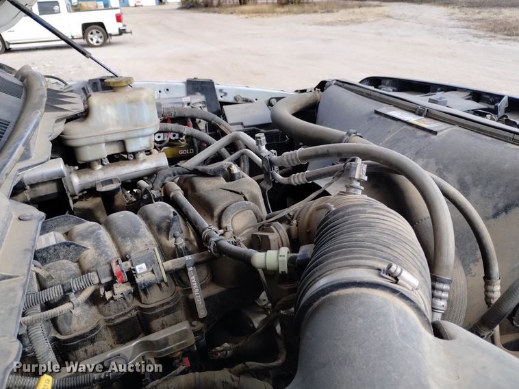 image for item DK8864 2017 Dodge Ram 5500HD  flatbed truck