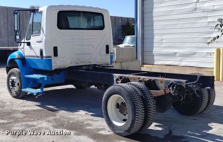 image for item DK8866 2012 International 4300  truck cab and chassis