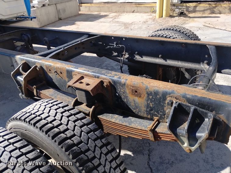 image for item DK8866 2012 International 4300  truck cab and chassis