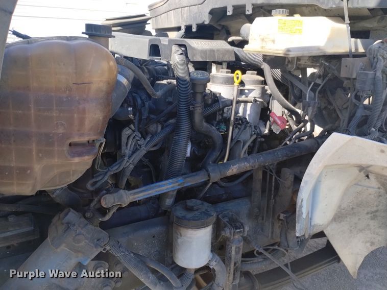 image for item DK8866 2012 International 4300  truck cab and chassis