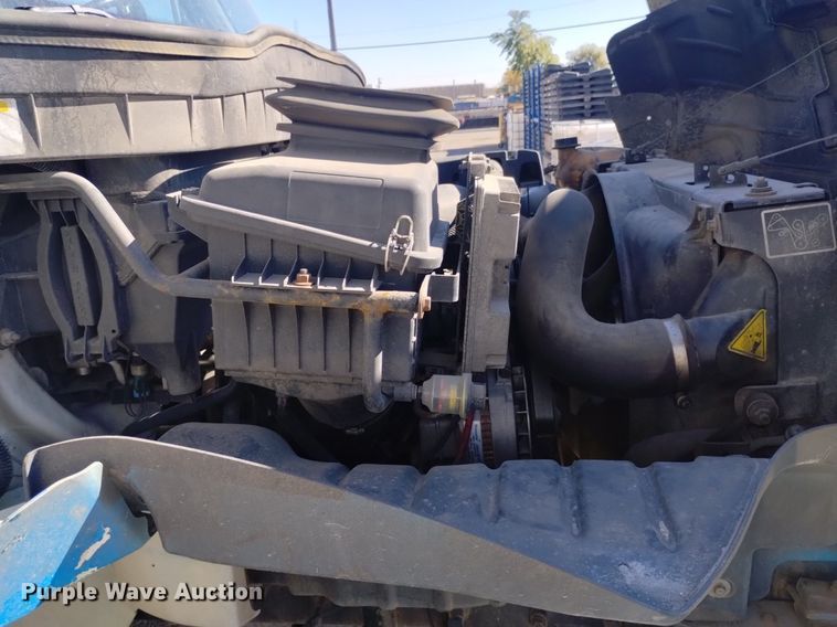 image for item DK8866 2012 International 4300  truck cab and chassis