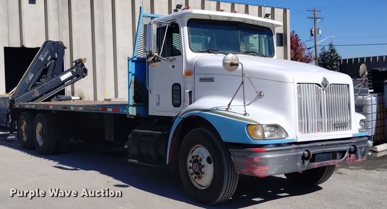 image for item DK8867 1998 International 9100  crane truck