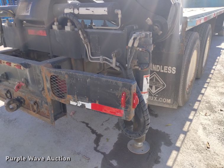 image for item DK8867 1998 International 9100  crane truck