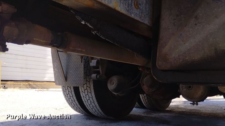 image for item DK8867 1998 International 9100  crane truck