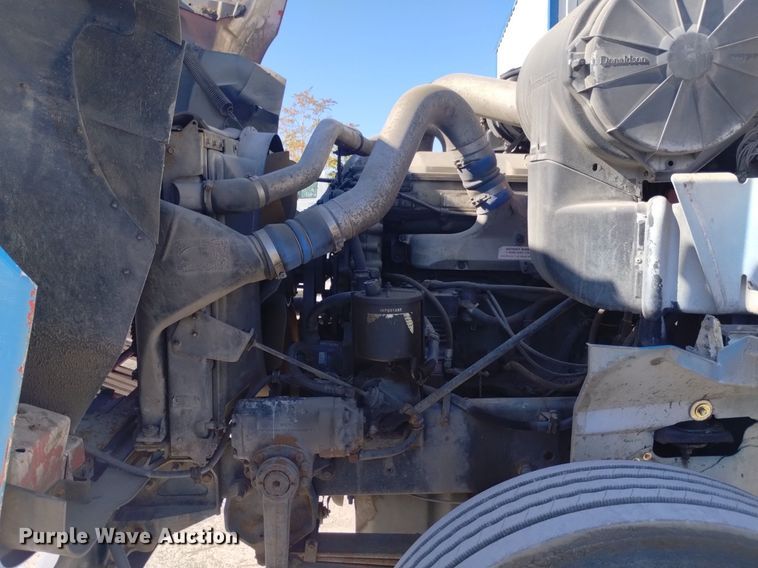 image for item DK8867 1998 International 9100  crane truck