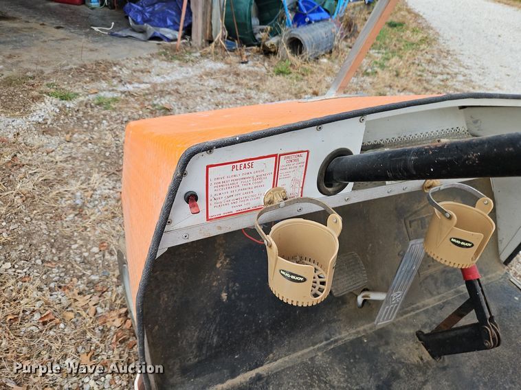 image for item DN7064 Taylor Dunn GT 370  golf cart