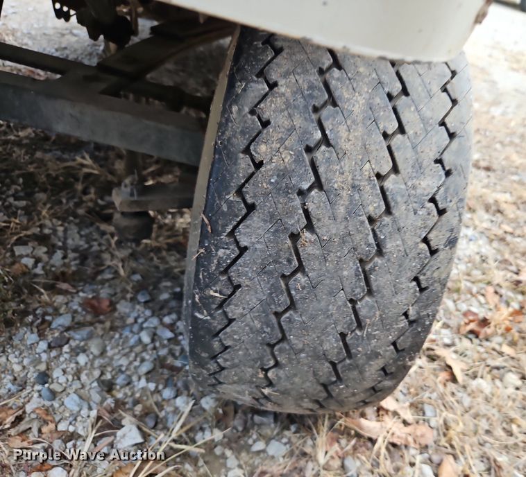 image for item DN7064 Taylor Dunn GT 370  golf cart