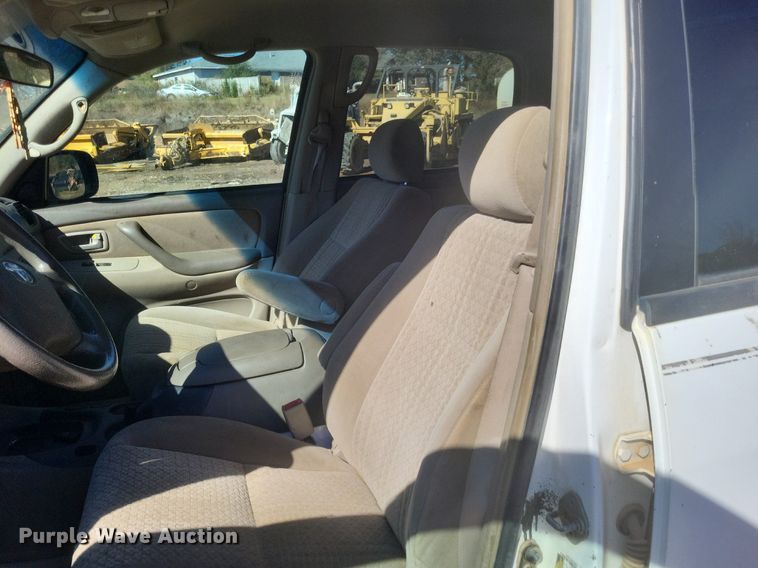 image for item DO4706 2006 Toyota  Tundra SR5 Double Cab pickup truck