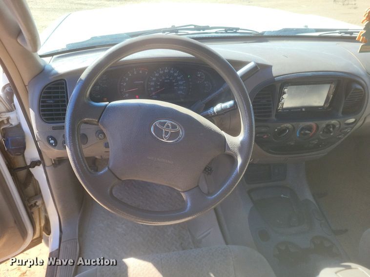 image for item DO4706 2006 Toyota  Tundra SR5 Double Cab pickup truck