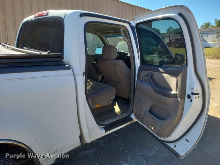 image for item DO4706 2006 Toyota  Tundra SR5 Double Cab pickup truck