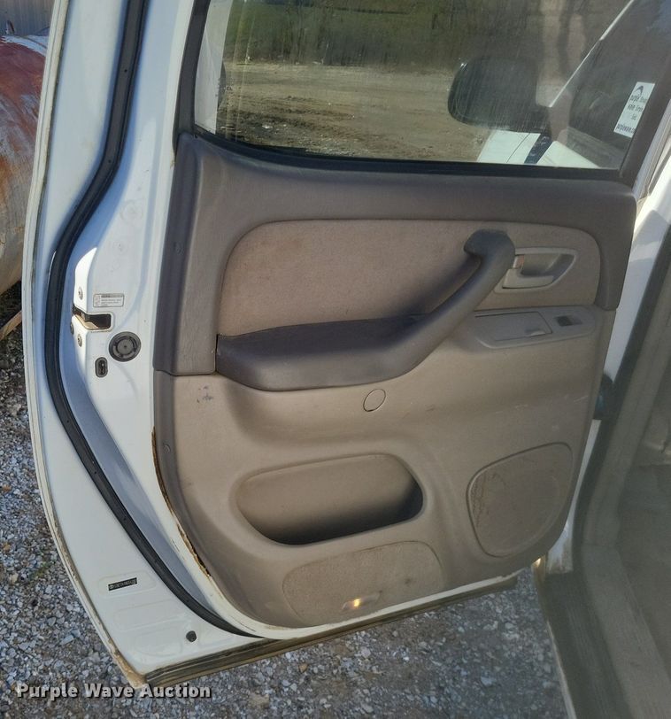 image for item DO4706 2006 Toyota  Tundra SR5 Double Cab pickup truck