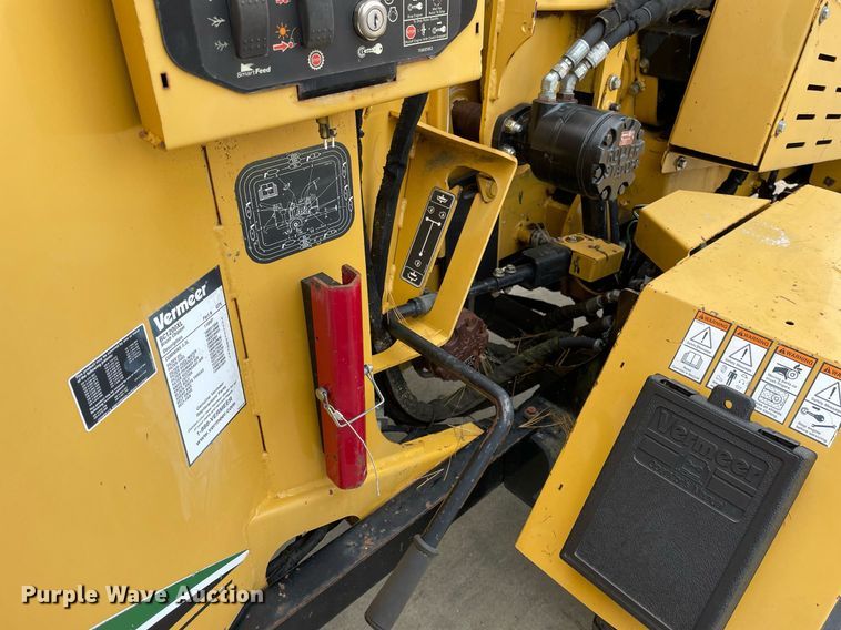 image for item DP0103 2009 Vermeer BC1200XL  wood chipper