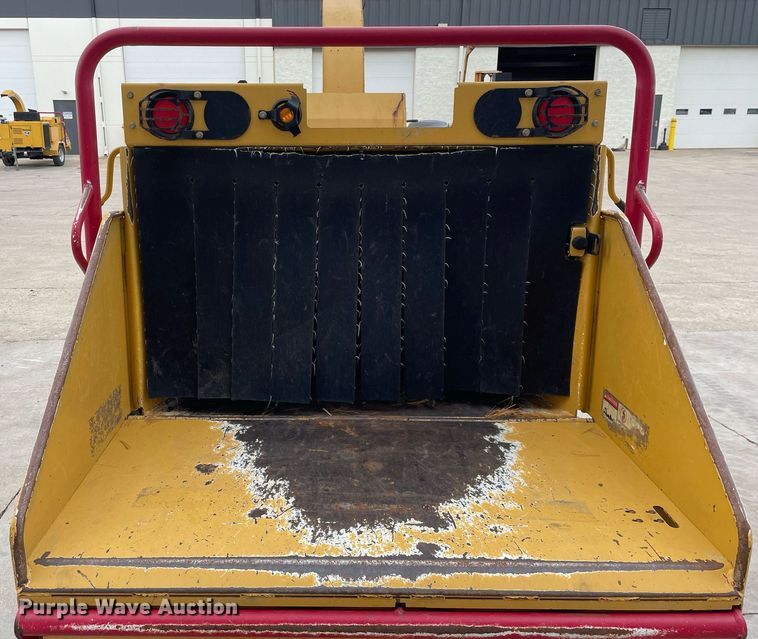 image for item DP0103 2009 Vermeer BC1200XL  wood chipper