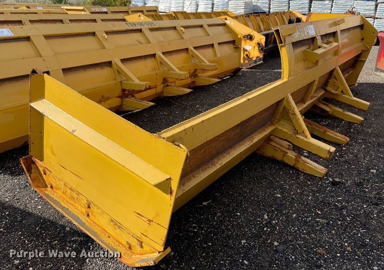 image for item DP0162 Pro-Tech  18'W snow pusher