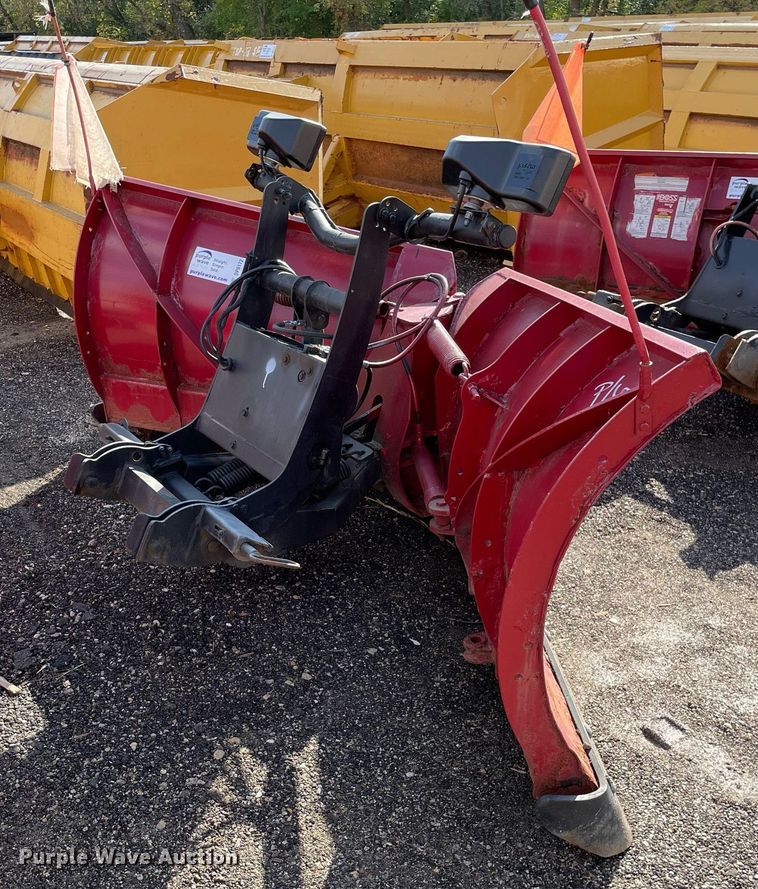 image for item DP0172 Boss Power V  10' W snow plow