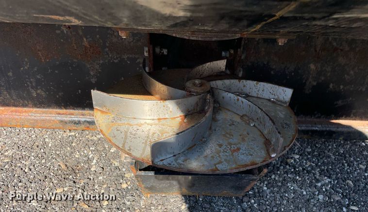 image for item DP0190 74" W skid steer spreader bucket