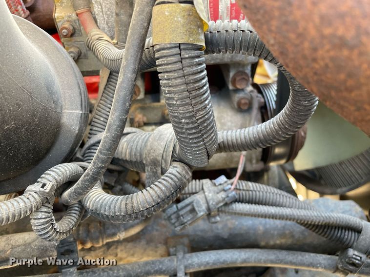 image for item DP0192 2016 International 4300  flatbed truck