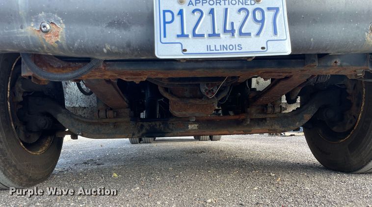 image for item DP0199 2013 International 4400  flatbed truck